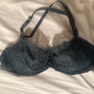 Victoria's Secret Lace Underwire Bra in Green